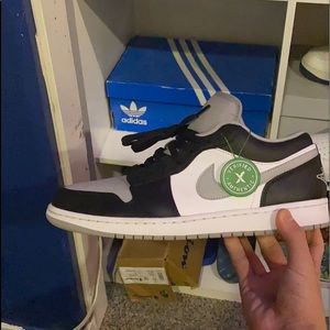 COPY - Jordan 1 shadow low